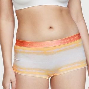 Victoria’s Secret logo cotton shortie panty size small